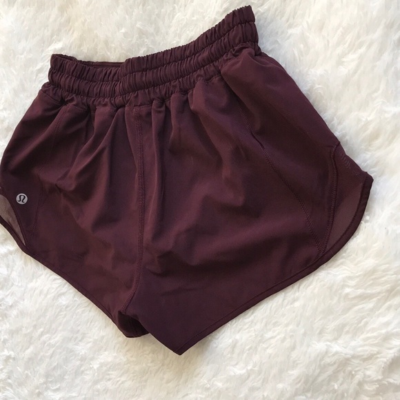 ❌Sold!❌Hotty Hot LR Short 2.5" 
Lined - Picture 6 of 6